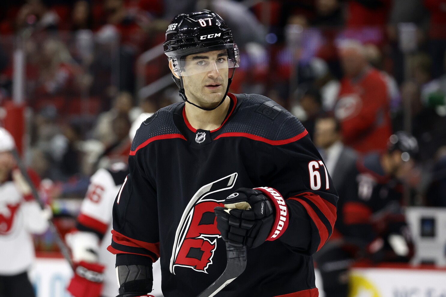 Short contracts and bonus money prove to be popular in NHL free